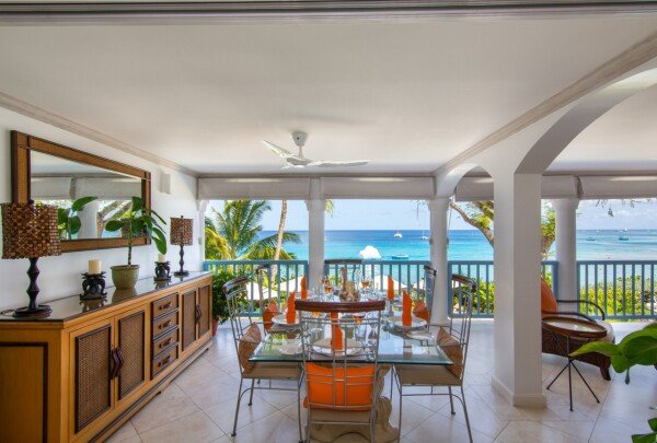 Villa 3 bedrooms, with sea view