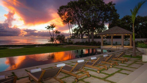 Villa 6 bedrooms, with sea view