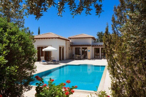 Villa 3 camere, con piscina