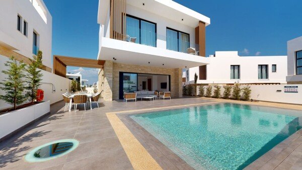 Villa 4 camere, con vista mare