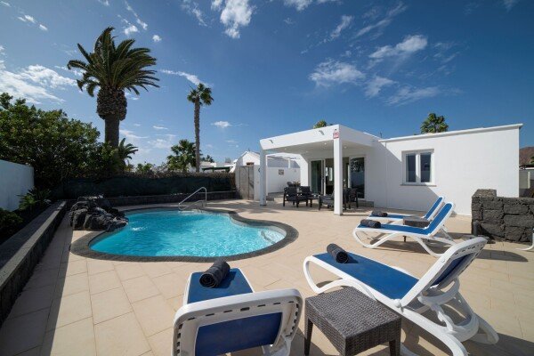 Villa 3 camere, con piscina