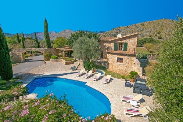 Villa 4 bedrooms, with pool
