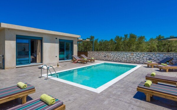 Villa confortable, 3 chambres, avec piscine