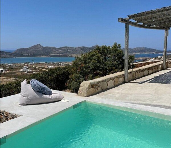Villa 2 guests, with sea view