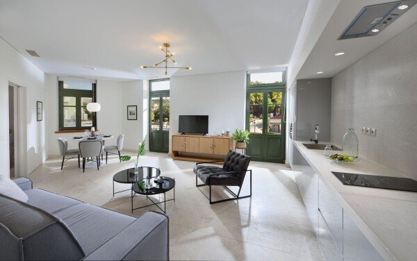 @todoptVilla 4 guests, with garden