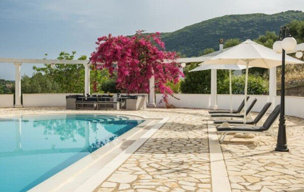 Villa 7 chambres, avec piscine