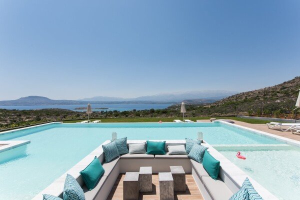 Villa 4 habitaciones, con vista al mar