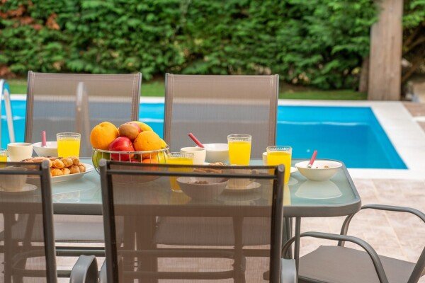 Villa 3 camere, con piscina