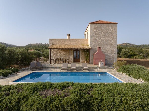 Villa 3 camere, con piscina