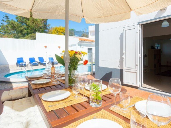 Villa 4 habitaciones, con piscina