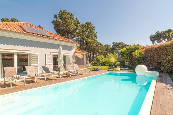 Villa 5 Schlafzimmer, mit Pool