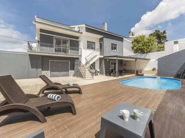 Villa 9 chambres, avec piscine