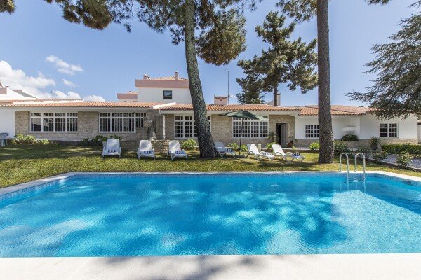 Villa 3 habitaciones, con piscina