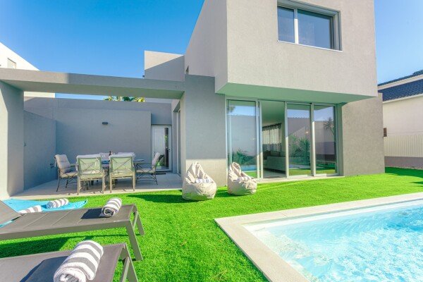 Villa 3 Schlafzimmer, mit Pool