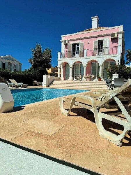 Villa 6 slaapkamers, met zwembad