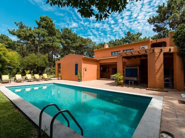 Villa 6 Schlafzimmer, mit Pool