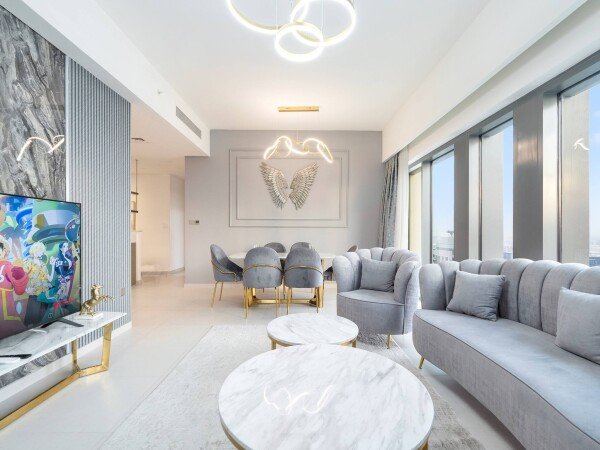 Studio moderne, 3 chambres, avec piscine