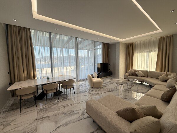 Appartamento 3 camere, con vista mare
