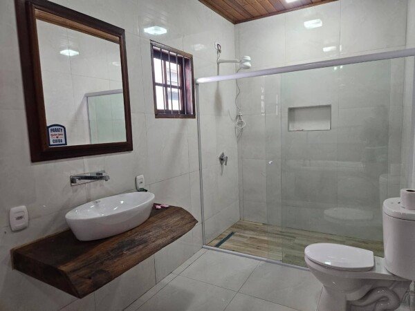 Casa 5 quartos, com ar condicionado