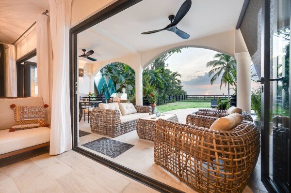 Apartment 2 bedrooms, with pool