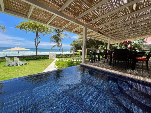 House 5 bedrooms, with sea view