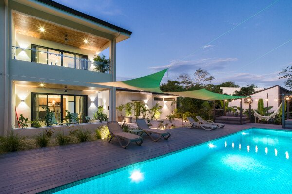 Appartement moderne, 1 chambre, avec piscine