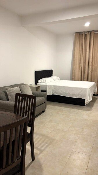 Apartment 3 bedrooms, with sea view