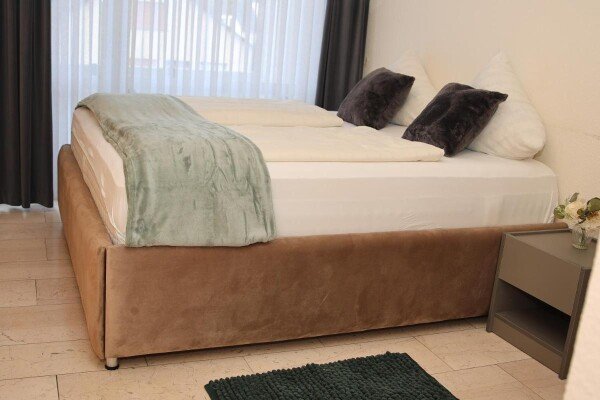 House 2 bedrooms, with garden