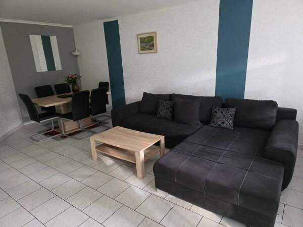 Wohnung 2 Schlafzimmer, mit Garten