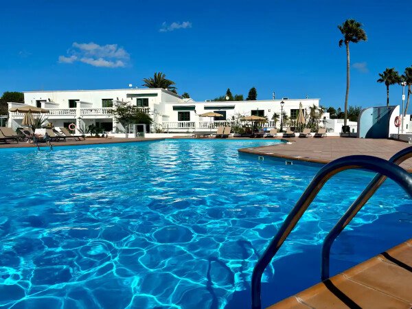 Apartment 2 bedrooms, with pool