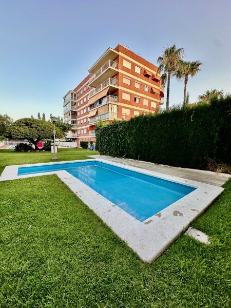 Apartment 3 bedrooms, with pool