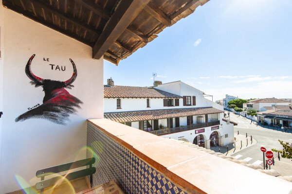 Appartement moderne, 2 chambres, avec vue sur mer