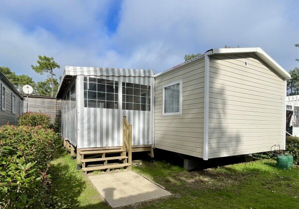 Mobil home confortable, 3 chambres, avec piscine