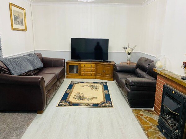 House 5 bedrooms, with garden