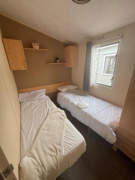 Chalet moderne, 3 chambres, avec piscine