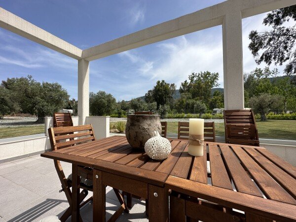 Villa 6 Schlafzimmer, mit Garten