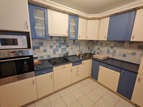 Wohnung 1 Schlafzimmer, mit Klimaanlage