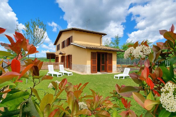 Villa 3 camere, con piscina