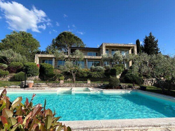 Villa 4 camere, con piscina