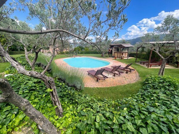 Villa 5 camere, con piscina