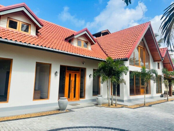 Villa 5 bedrooms, with sea view