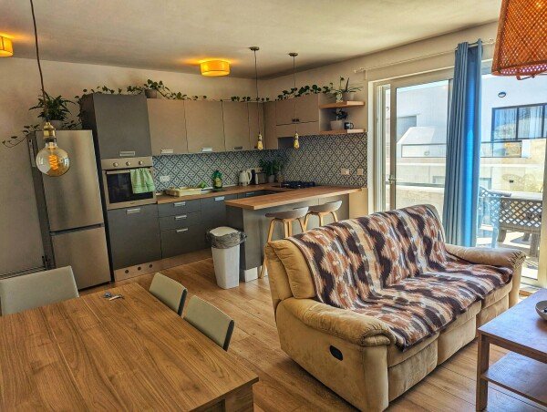 Appartamento 3 camere, con vista mare
