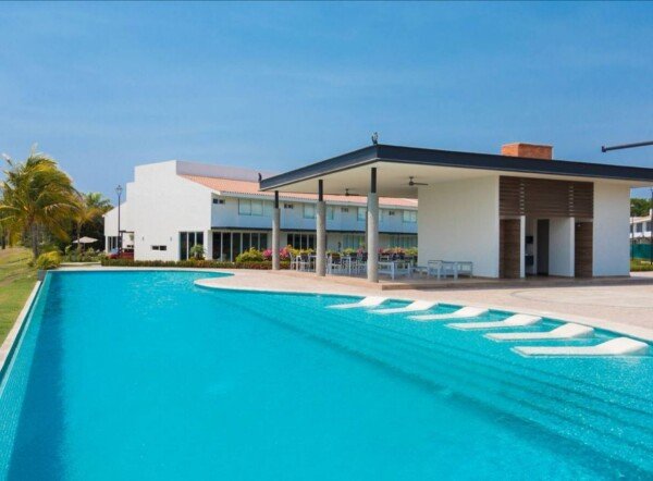 Villa 8 habitaciones, con vista al mar