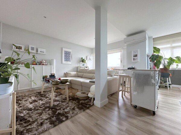 Apartamento 3 habitaciones, con jardín