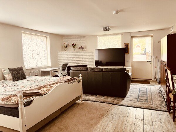 Apartment 1 bedroom, with garden