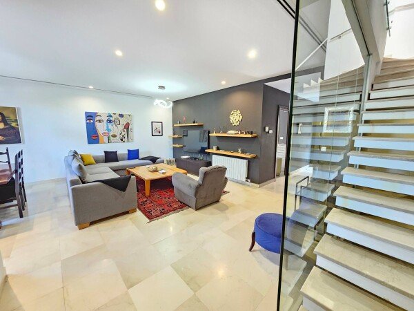 Villa 4 bedrooms, with air conditioning