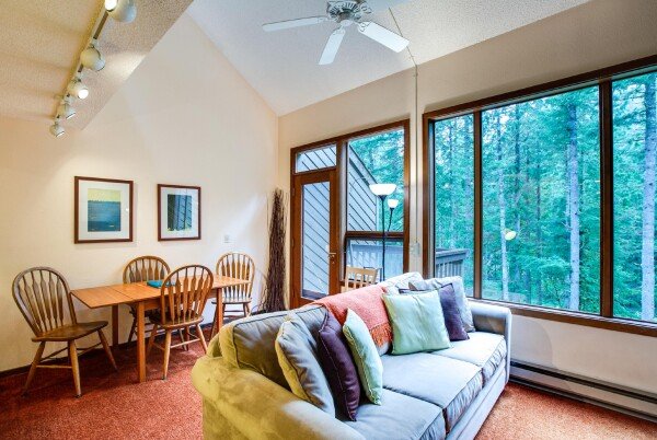 Appartement chic, 2 chambres, avec piscine