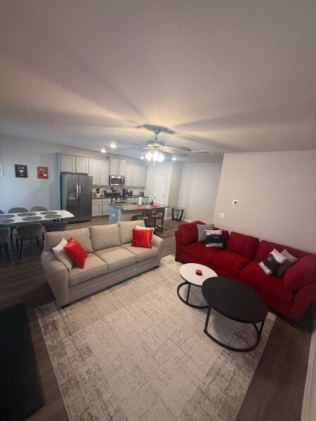 House 3 bedrooms, with pool