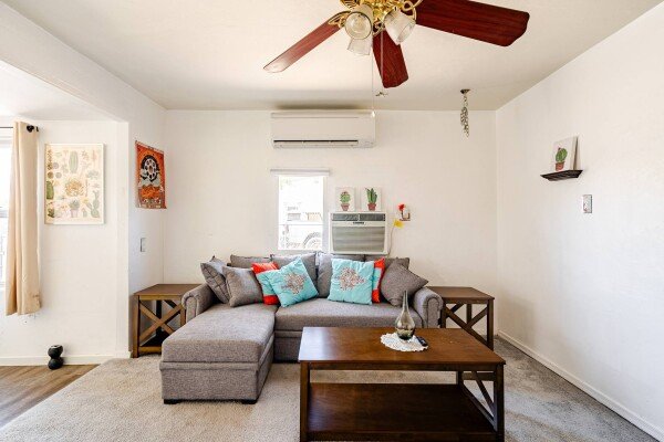 House 3 bedrooms, with garden