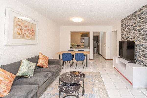 Apartamento 3 quartos, com piscina